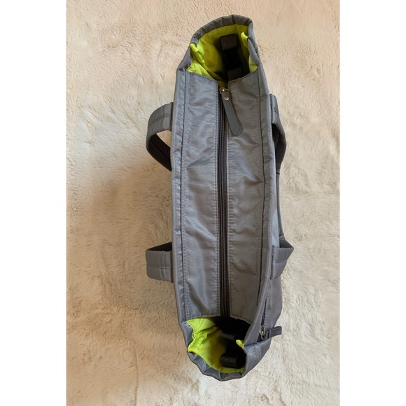 SkipHop, gray and lime green diaper bag EUC - Picture 4 of 16